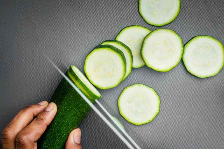 Can We Eat Raw Cucumber ?