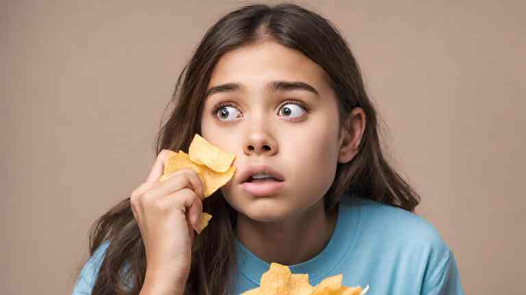 When can i eat chips after wisdom teeth removal?